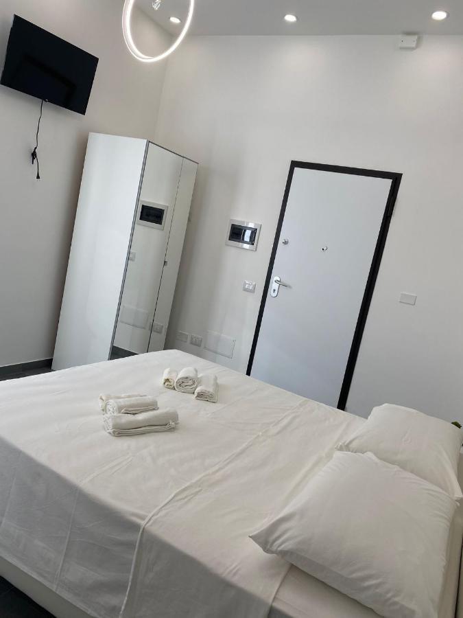 Dionisio Apartments Siraküza Dış mekan fotoğraf