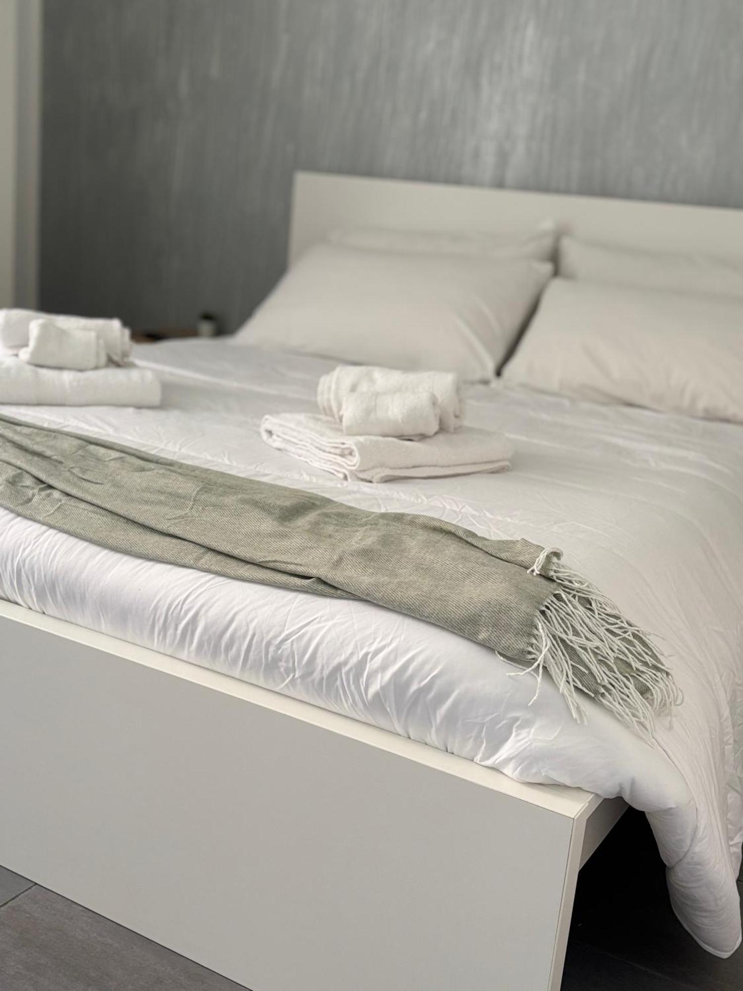Dionisio Apartments Siraküza Dış mekan fotoğraf